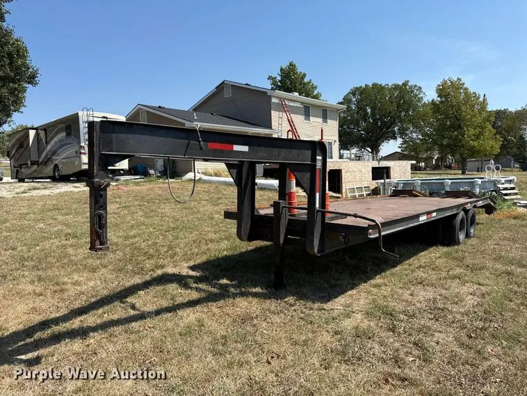1981 Holden HGD2022 equipment trailer
