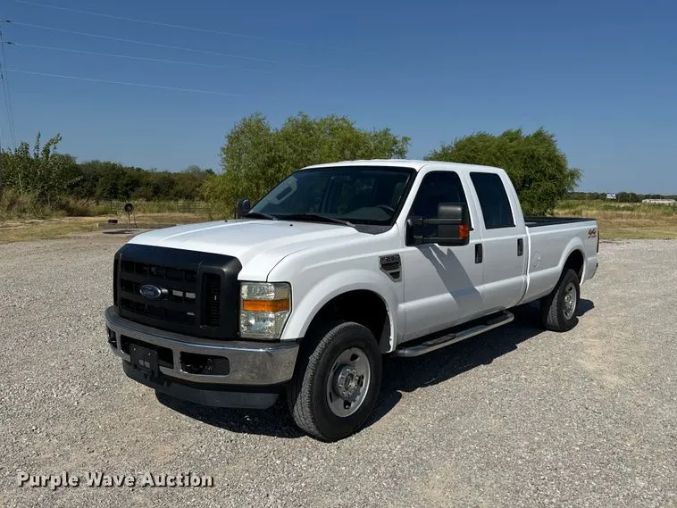 2008 Ford F250 Super Duty Crew Cab pickup truck