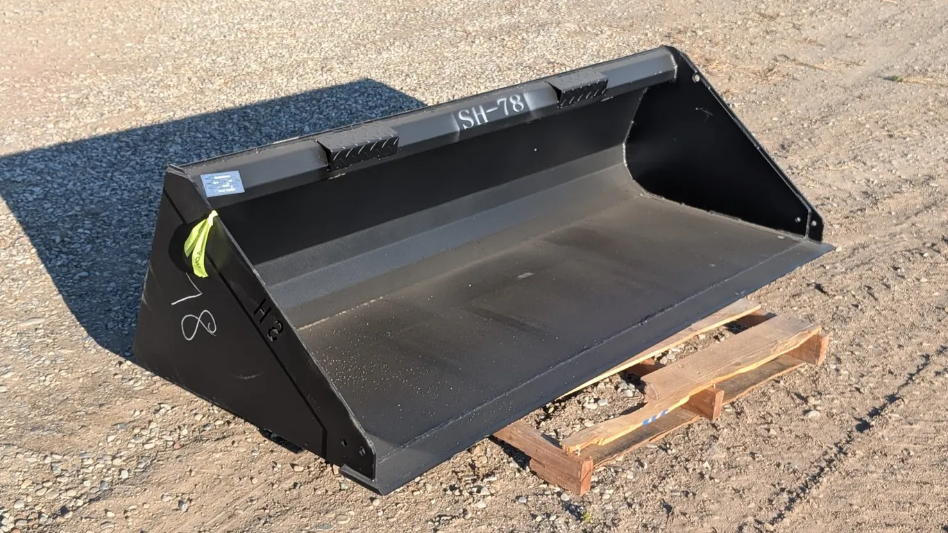 Unused 2026 Great Bear Standard Bucket