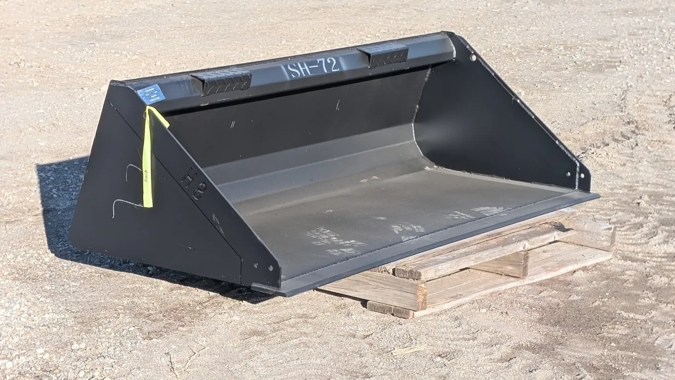 Unused 2026 Great Bear Standard Bucket