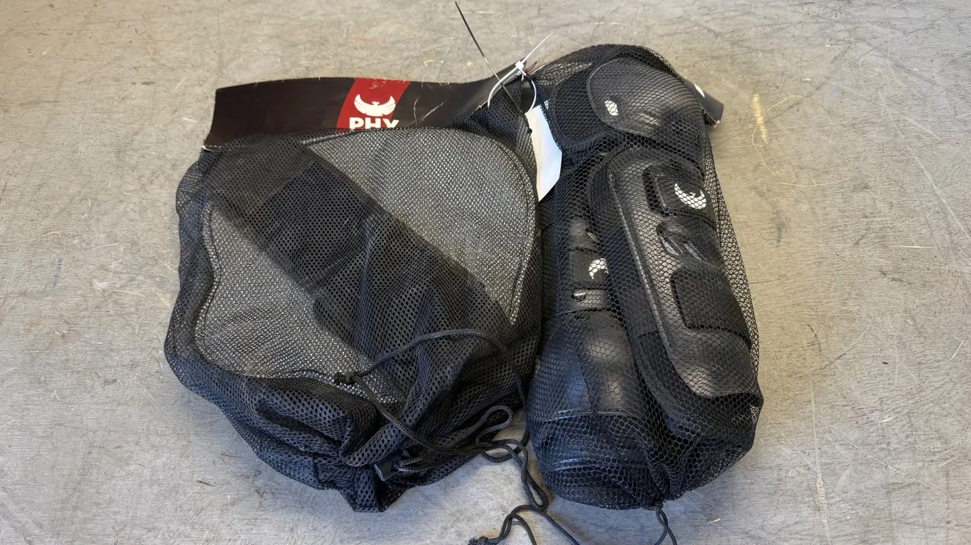 Unused PHX Small Back Protector w/ Knee Pads