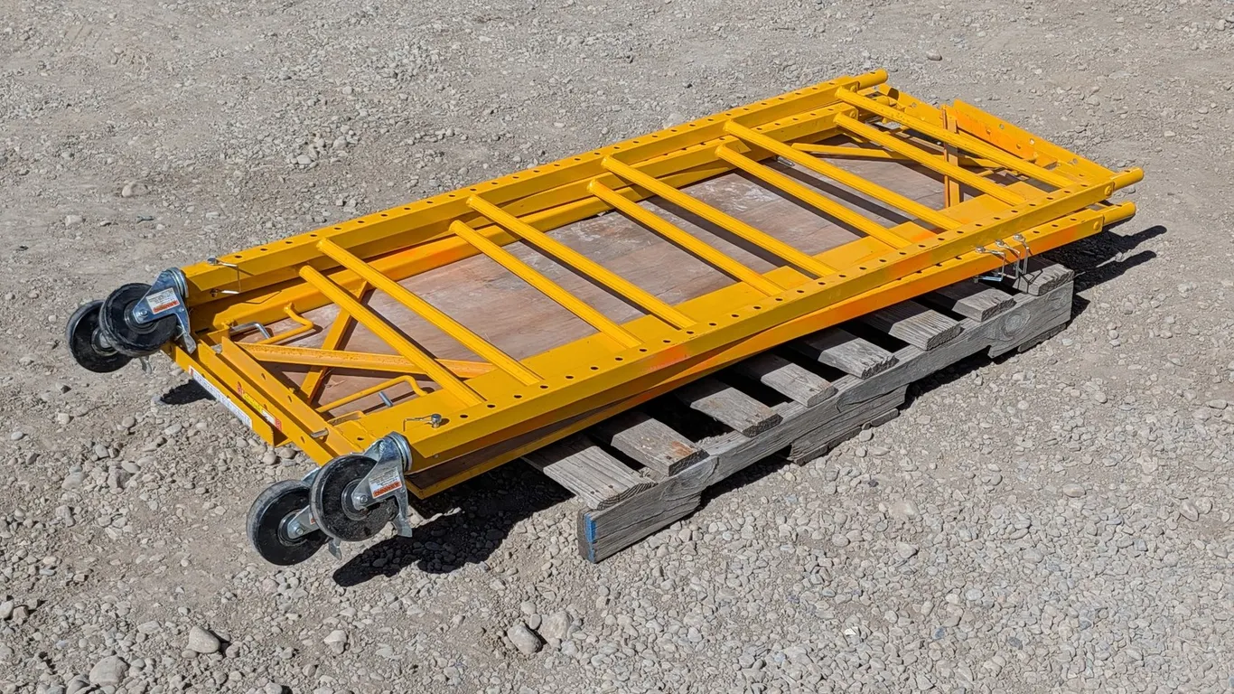 Foldable Mobile Scaffolding