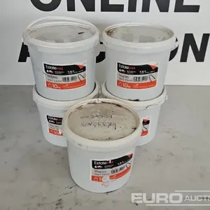 Unused 10kg Buckets of Fencing Staples (5 of) 