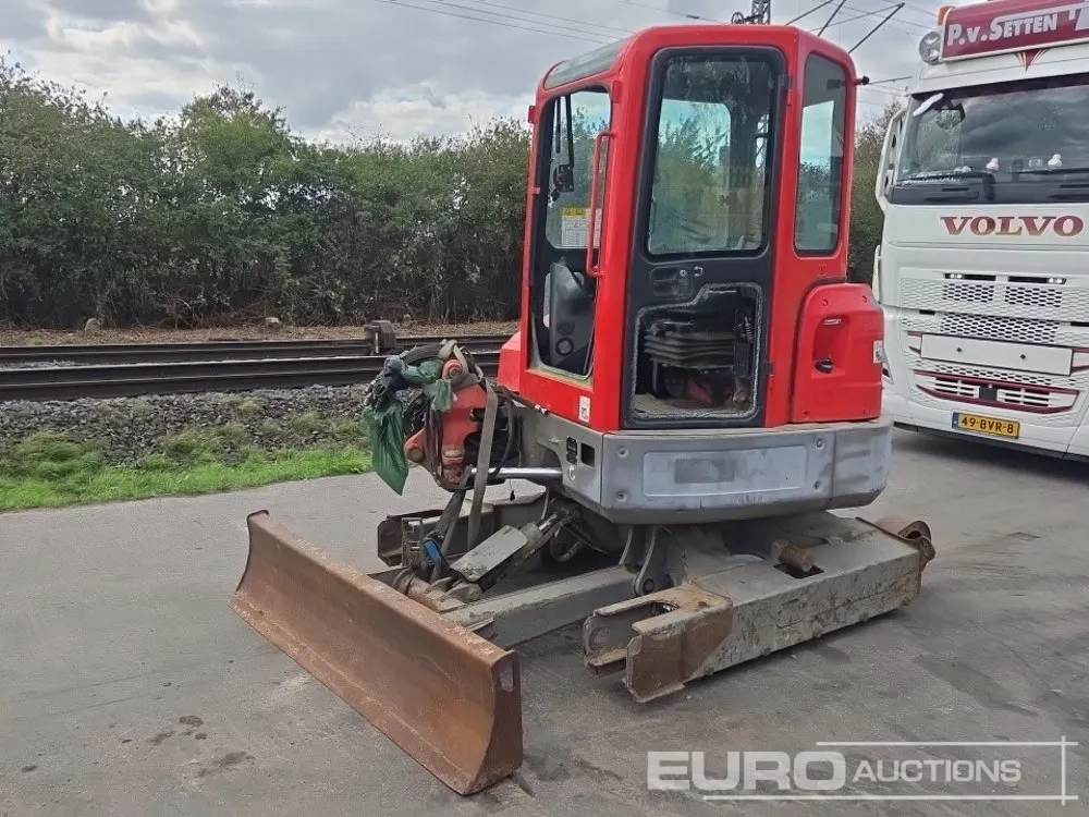 2017 Bobcat E50