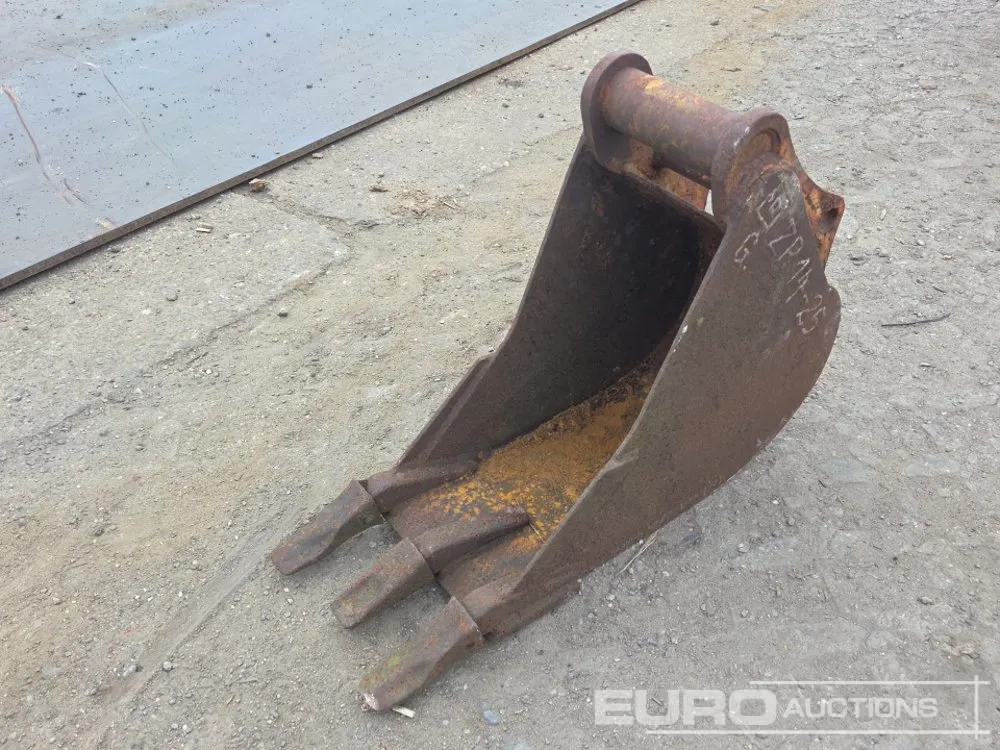 10" Digging Bucket