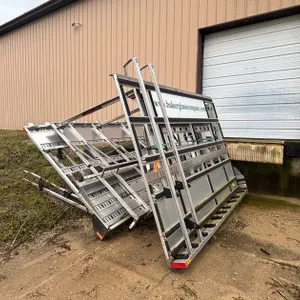 Truck Bed Glass Panel Rack