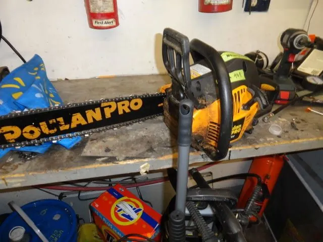 Poulan Chain Saw, Runs **Wrong Chain on Saw