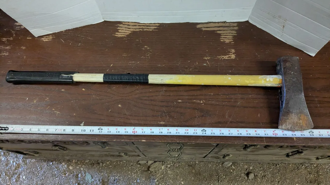 36" Splitting Maul w/Fiberglass Handle