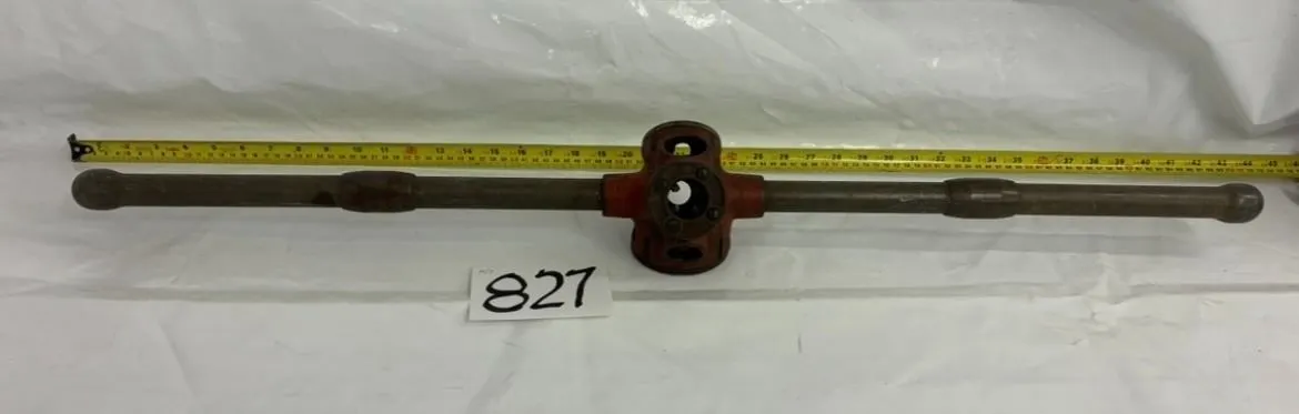 Ridgid 3-Way Pipe Treader – ½” / ¾” / 1” Pipes