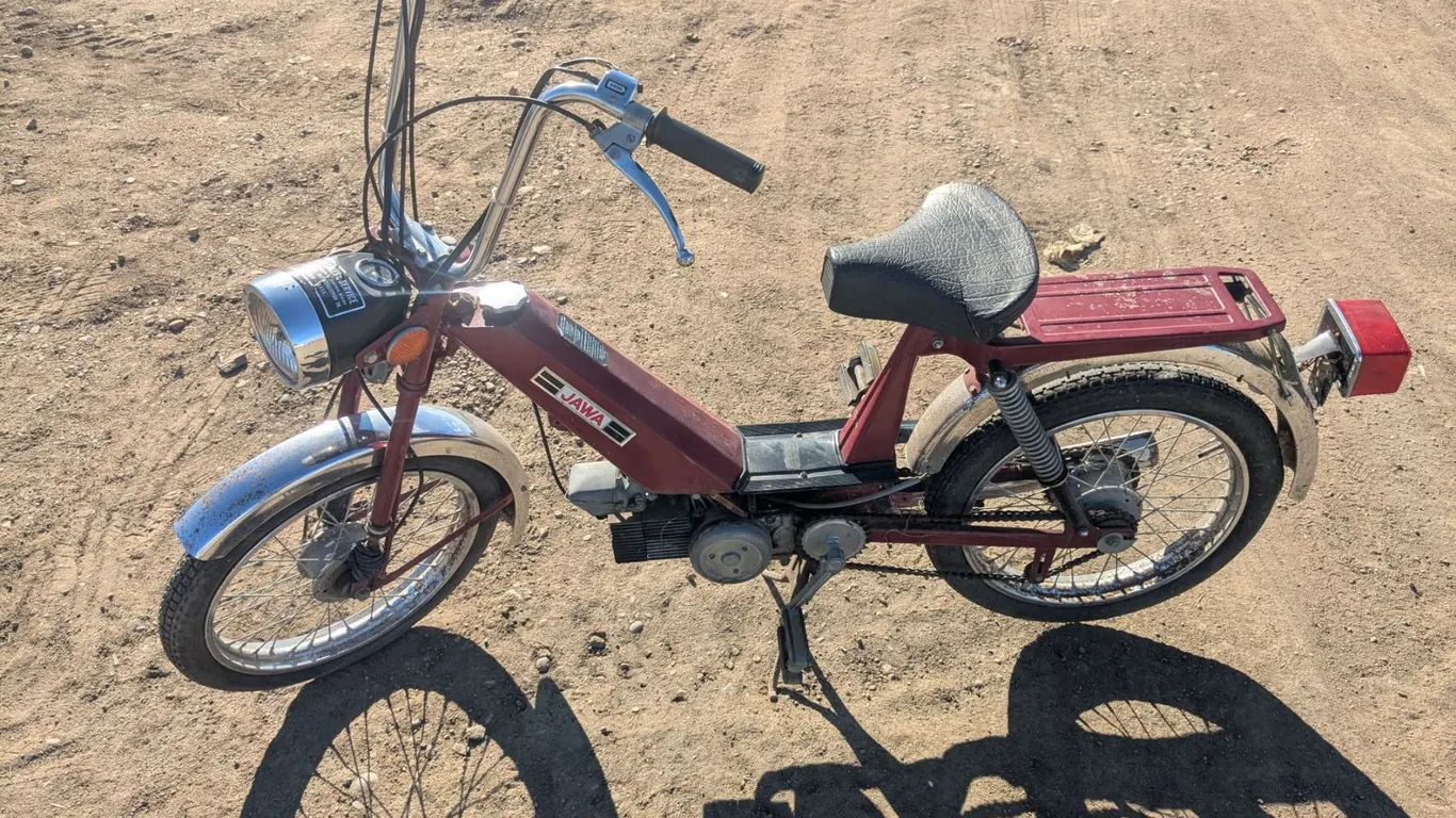 Vintage 1980 Jawa Moped, 49cc, 1301km