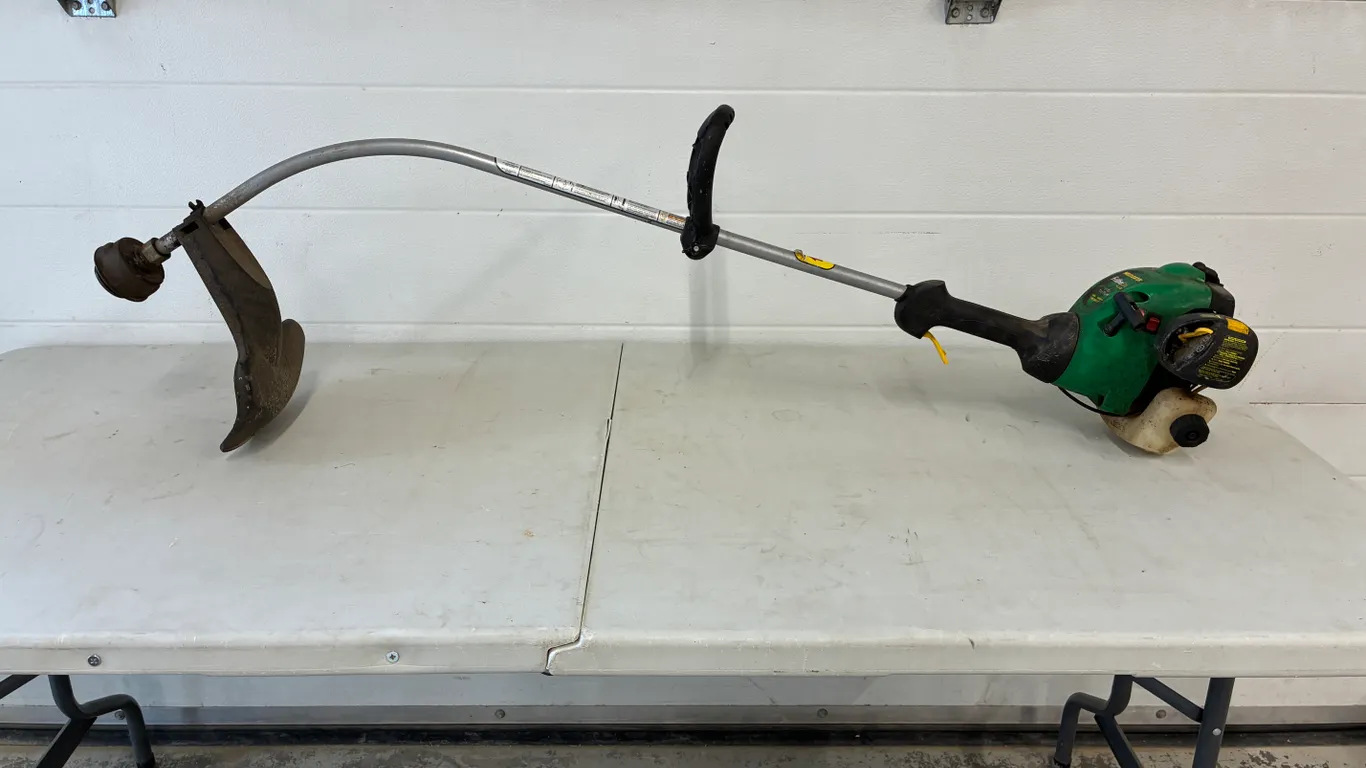 Weed Eater Whipper Snipper