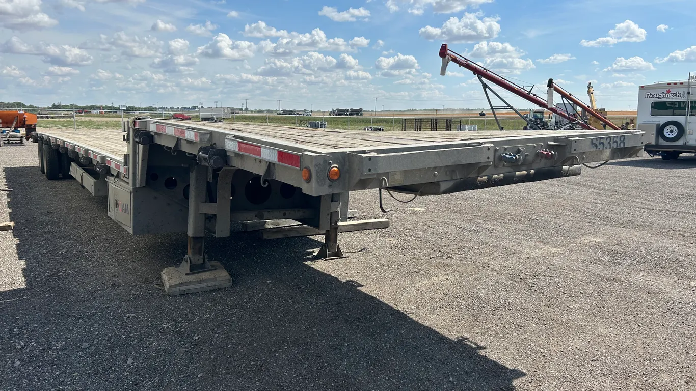 2012 Lode King Flat Deck Trailer