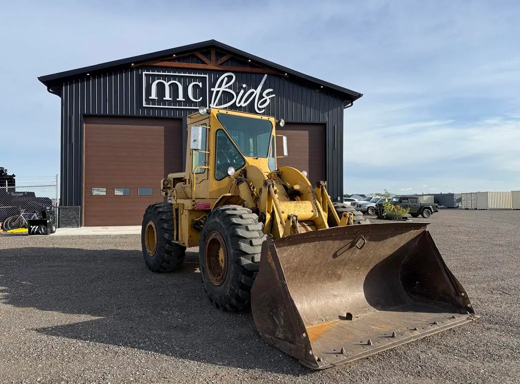 1974 CAT 950 Wheel Loader