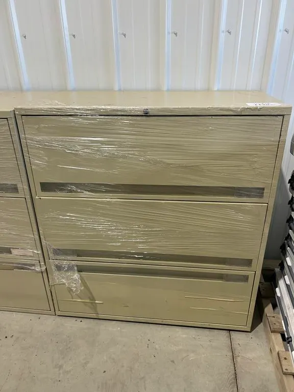 3-Drawer Filing Cabinet