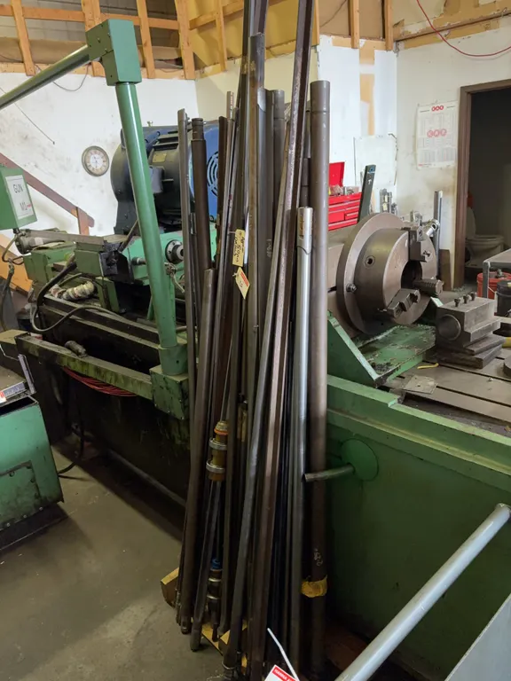 Approx. 50 pcs assorted drill/mandrel shafts.