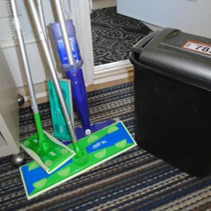 Paper Shredder; Swiffer Cleaning Utensils