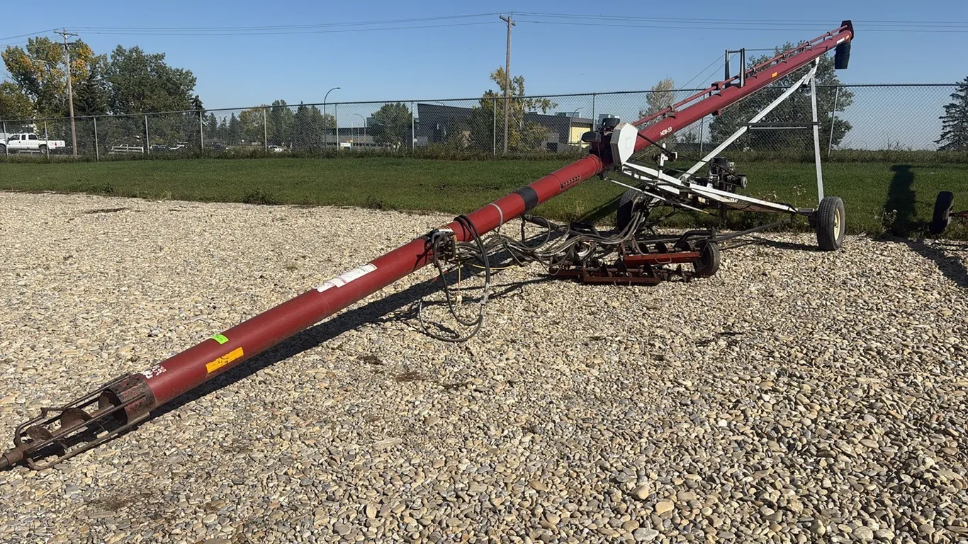 Sakundiak Self Propelled HD 8"x53' Auger **Has Key**