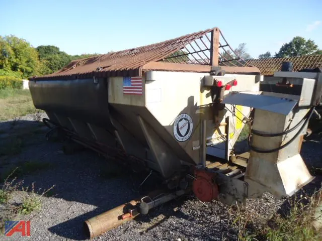 2009 Tarco 12' Stainless Steel Spreader