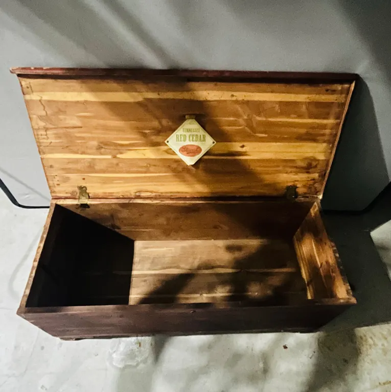 Vintage Stewart Tennessee Red Cedar Chest