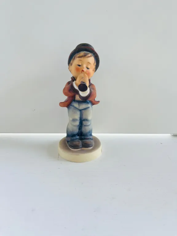 Hummel Goebel 'Serenade' Boy Figurine