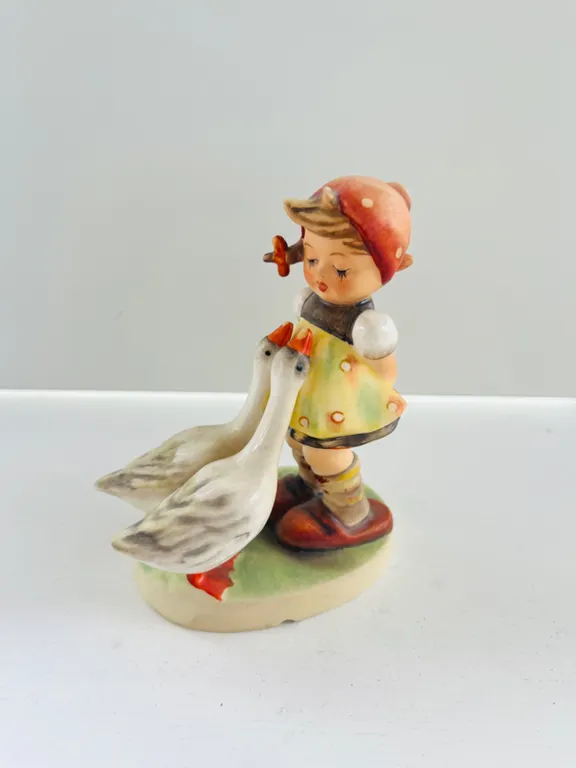 M.I. Hummel Goebel 'Goose Girl' Porcelain Figurine