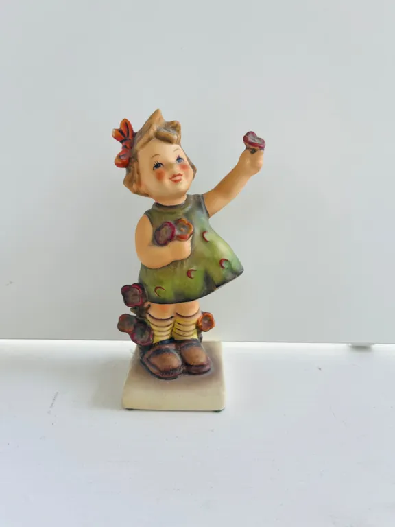 Hummel "Spring Cheer" Figurine