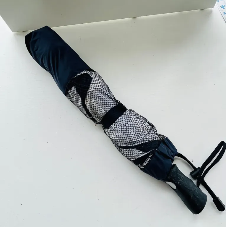 Totes Compact Umbrella with Mesh Sleeve