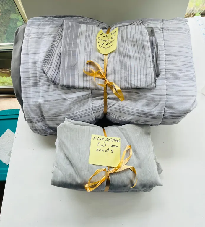 Full Size Grey Striped Bedding Set