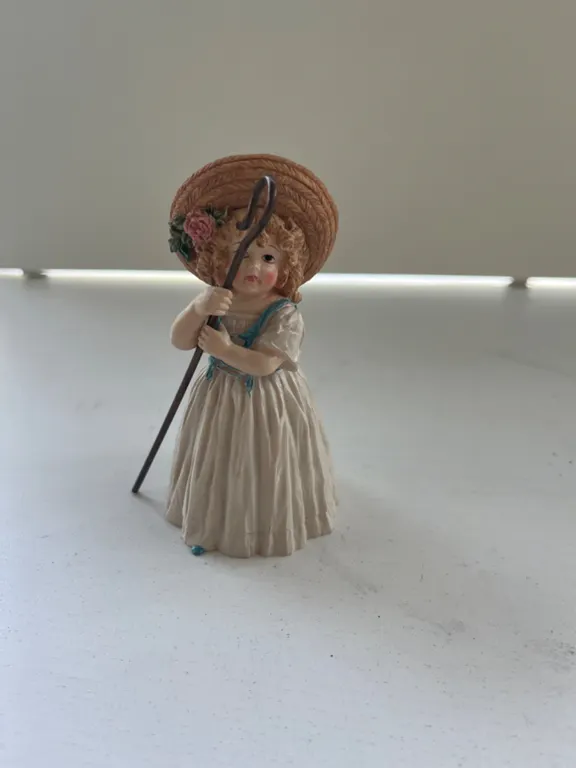 1990 Hamilton Gifts Little Bo Peep Figurine
