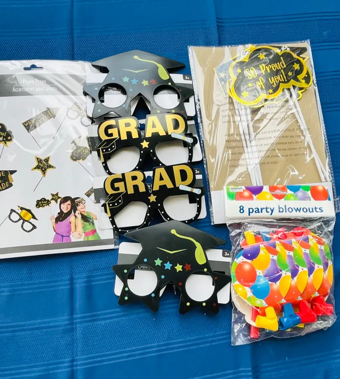 Graduation Party Decorations and Favors Lot