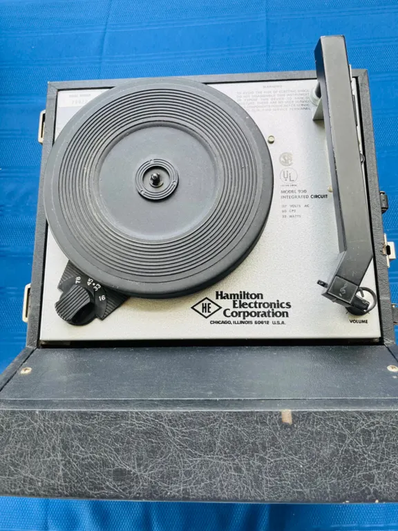 Hamilton Electronics Corporation Model 930 Record Player