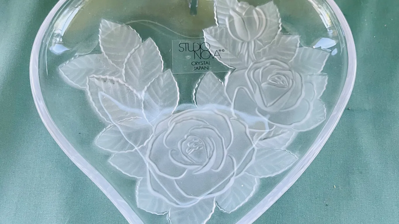 Studio Nova Heart-Shaped Frosted Glass Dish