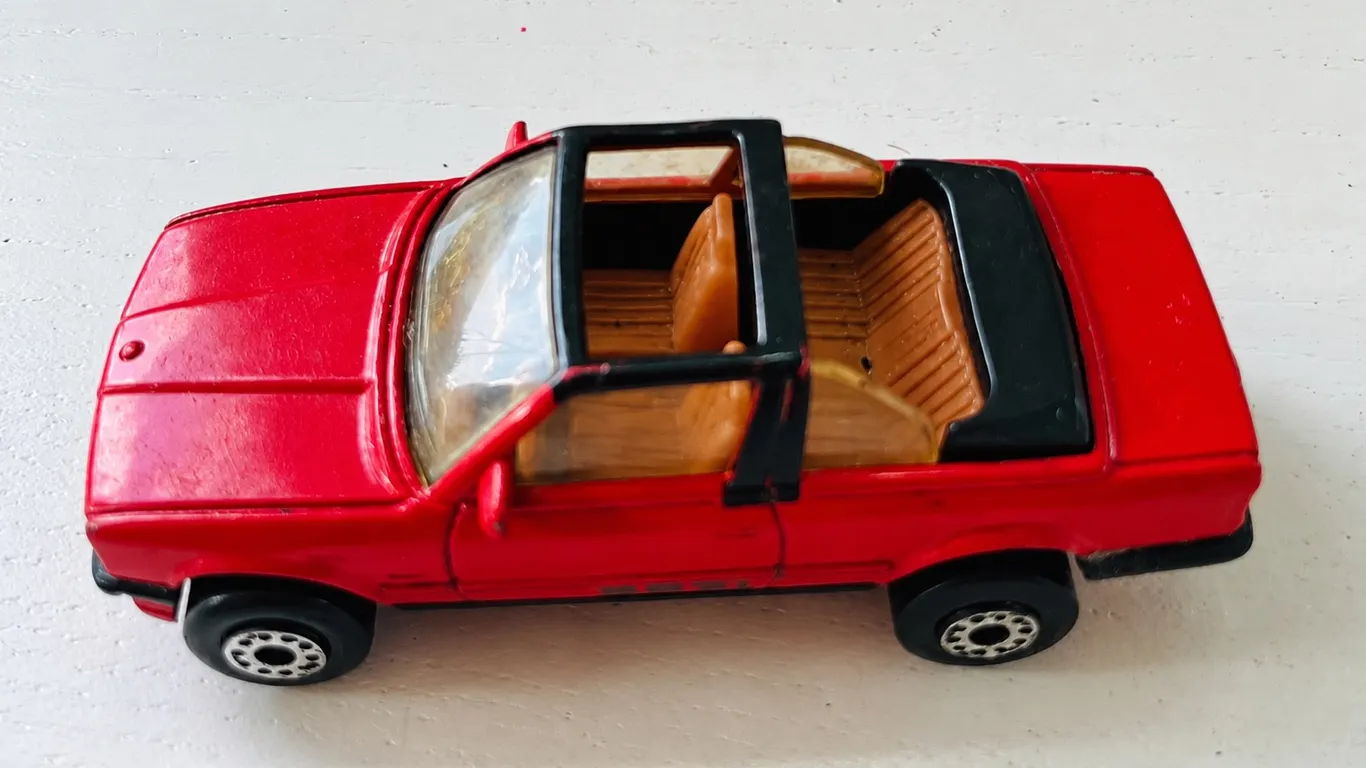 Matchbox BMW 323i Cabriolet Red Diecast Toy Car