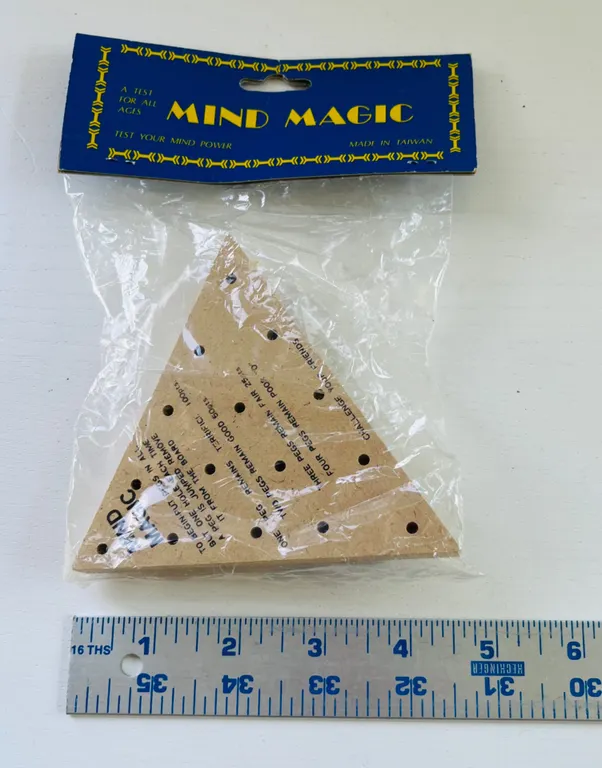 Vintage Mind Magic Peg Game