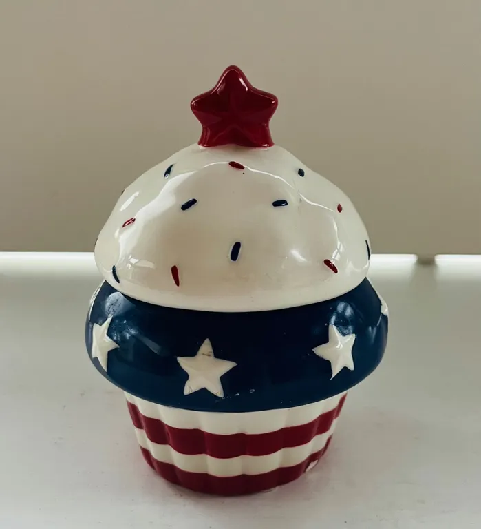 Patriotic Ceramic Cupcake Jar with Lid
