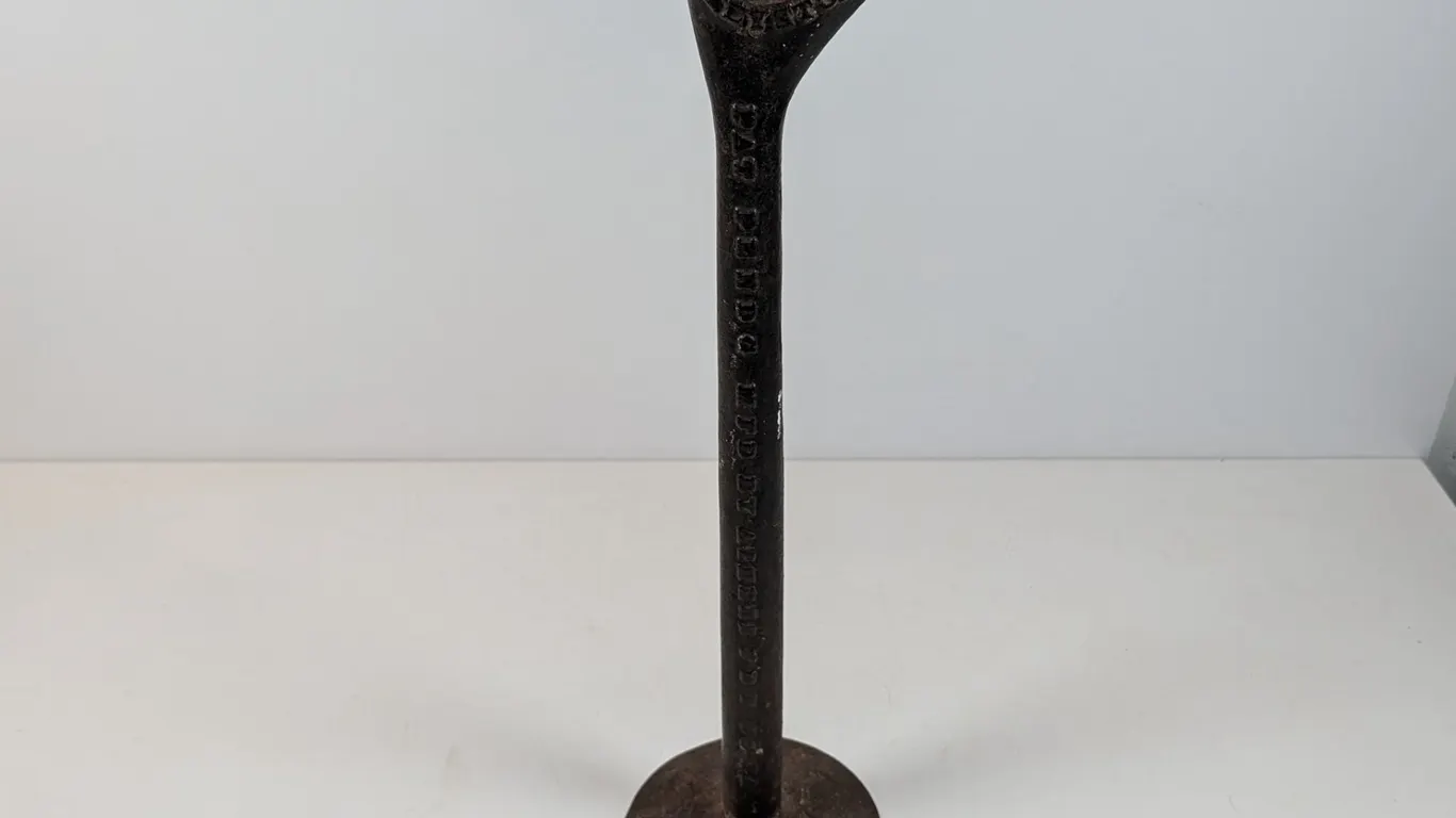 Cast Iron Cobbler's Shoe Last Stand