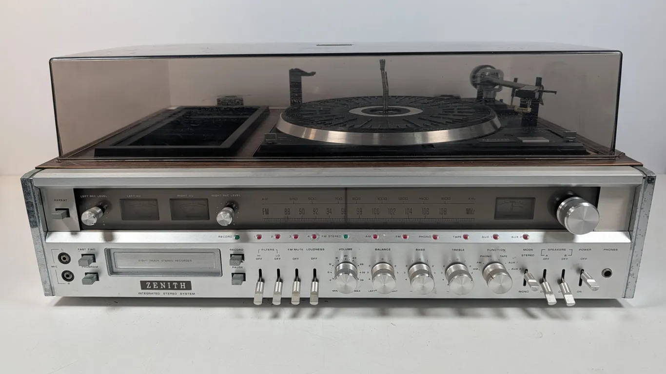 Zenith IS 4061 AM/FM Stereo Receiver with Phonograph and 8-Track Play/Record