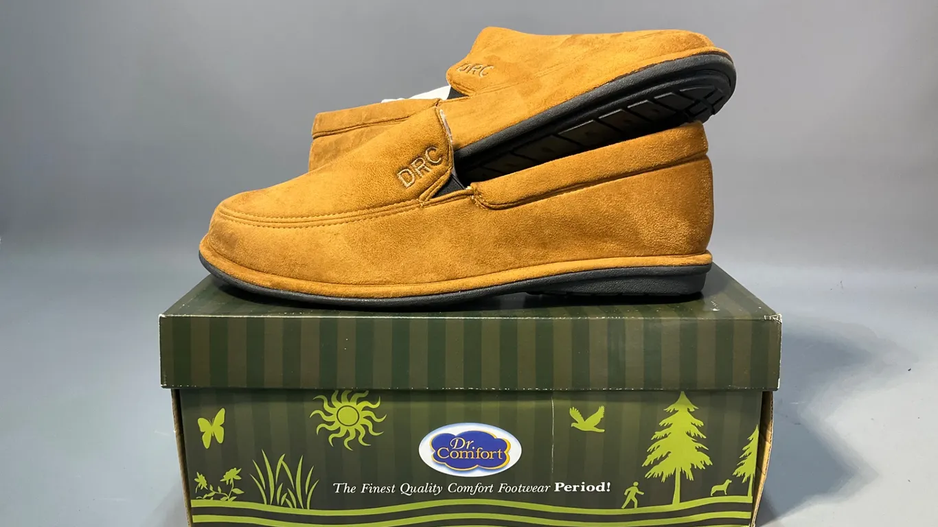 Dr. Comfort Relax Camel Slippers Size 13W