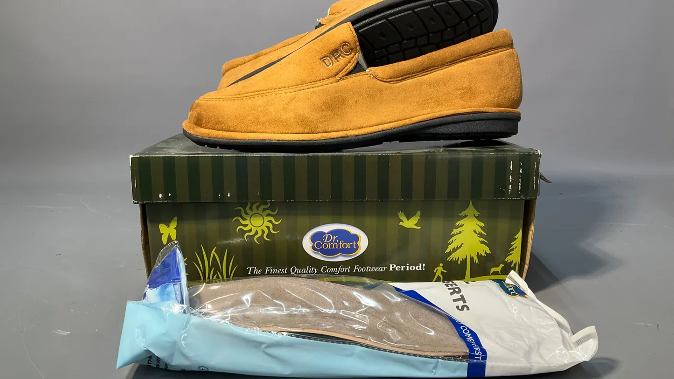 Dr. Comfort Men's Amber Suede Loafers, Size 13
