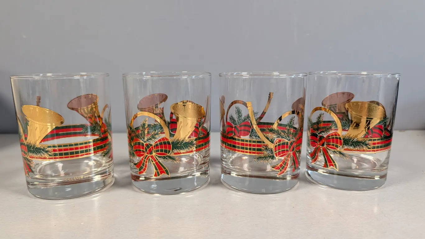 Culver Christmas Holiday Glasses (4)