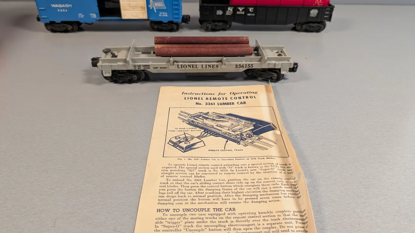 Lionel Vintage O Gauge Operating Model Train Cars with Original Boxes
