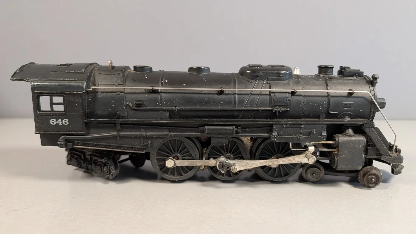 Lionel Steam Locomotive 646 with Instructions and Box