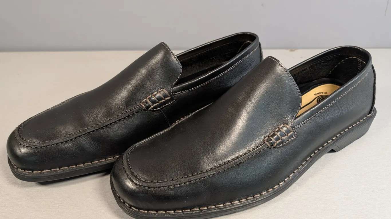 Rockport Black Leather Loafers Size 11.5