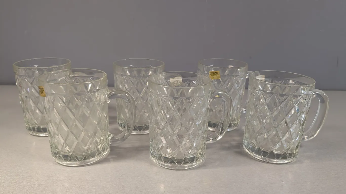 Arcoroc Tempered Glass Diamond Pattern Mugs