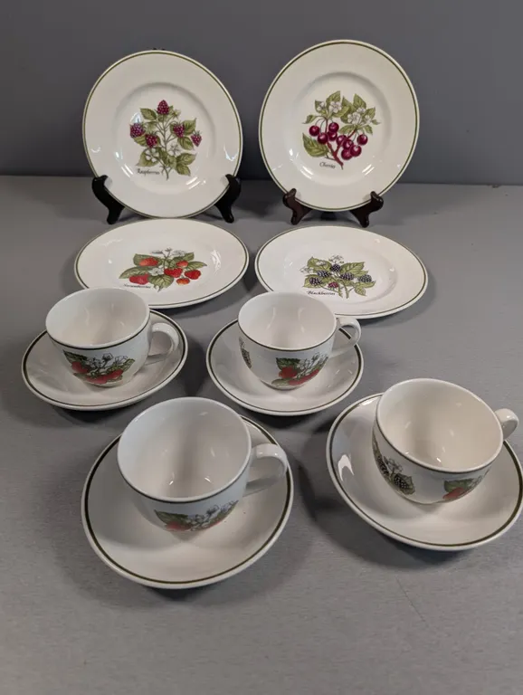 Tiffany & Co. Staffordshire Gardens Berry Pattern Teacups and Dessert Plates