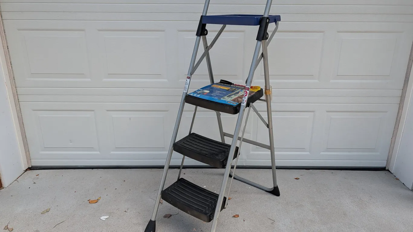 Werner 3-Step Project Platform Stepladder