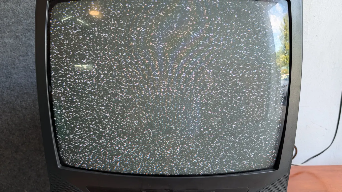 Sylvania 19" Personal Television SR17319A