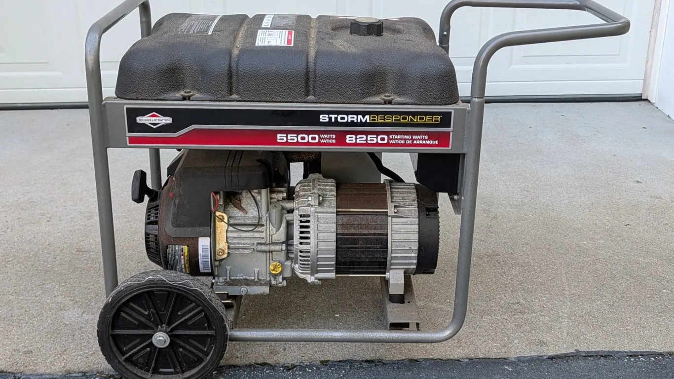 Briggs & Stratton Storm Responder 5500 Watt Generator