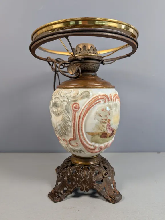 Porcelain Gone With The Wind Parlor Lamp