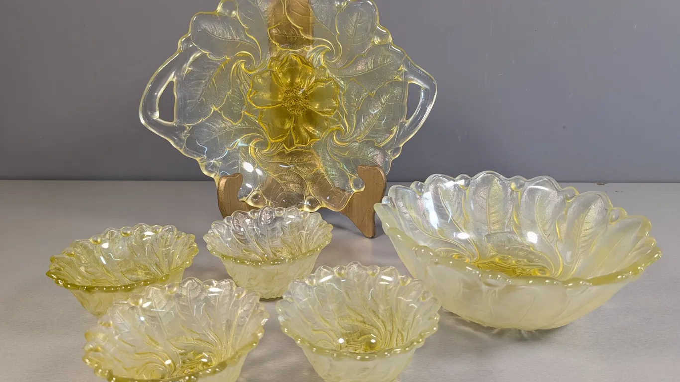 Iridescent Yellow Glass Bowl Set